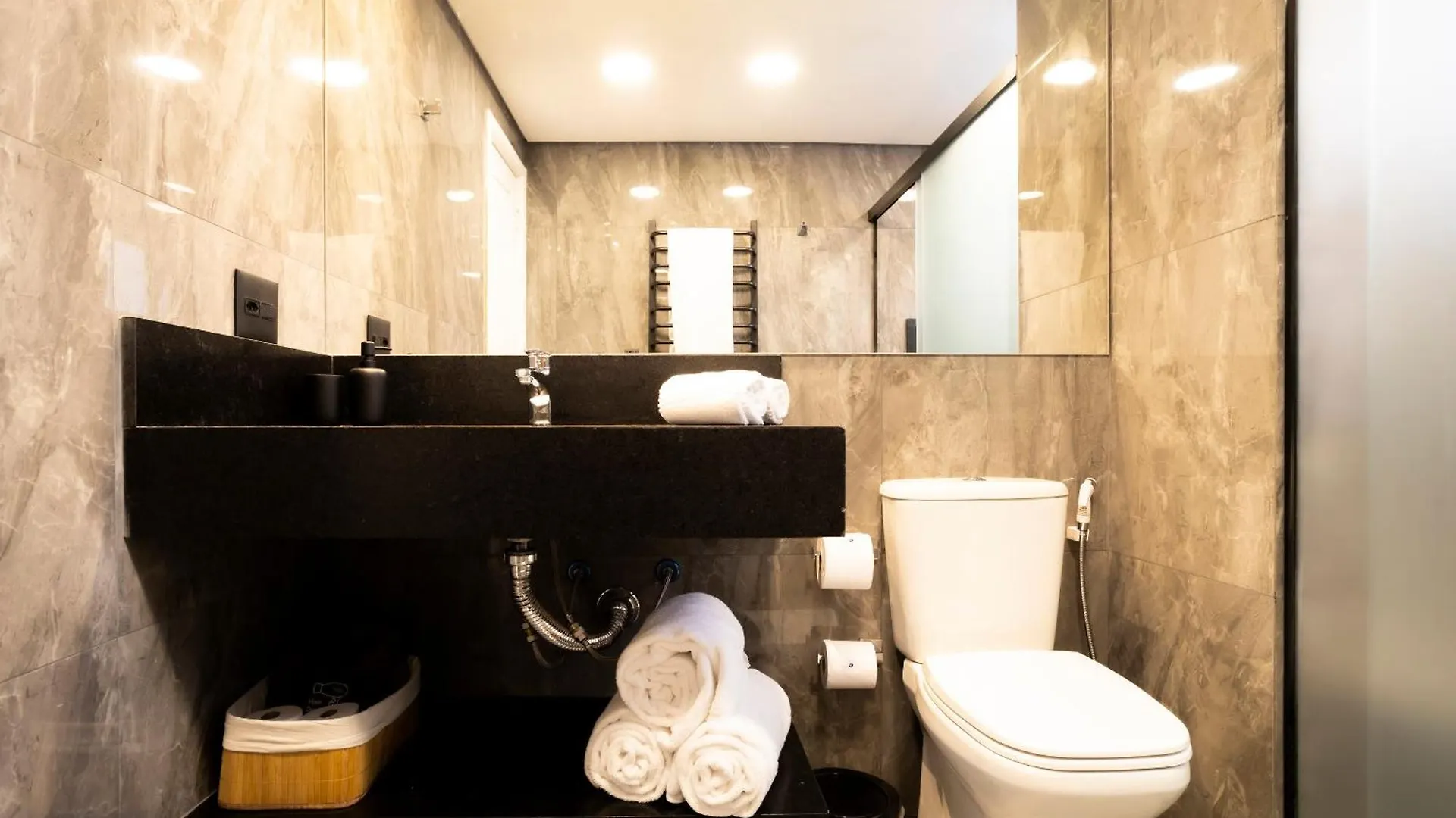סאו פאולו You Stay At Vila Olimpia - The World 5*, סאו פאולו ברזיל